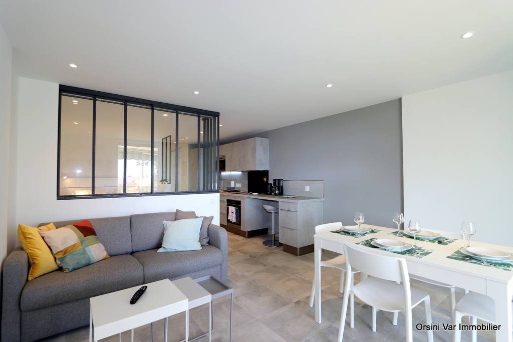 location-de-vacance-st-raphael-bord-de-mer-residence-le-mexico-c117-9